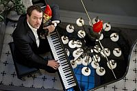 Manipulation [Blu-ray], 3