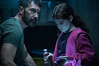 Security [Blu-ray], 1