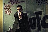 From Paris with love [Blu-ray], 5