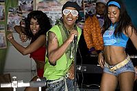 Janky Promoters [DVD], 6