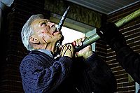 Bloody Homecoming [Blu-ray], 9