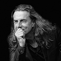 Genesis - Die Befreiung der Geschlechter, 1