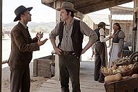 A million ways to die in the west [DVD], 3