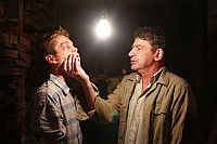 Cirkus Columbia [DVD], 3