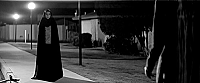 A girl walks home alone at night [Blu-ray], 4