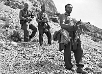 Fünf Patronenhülsen [DVD], 6