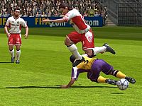 FIFA Football 2005 [Microsoft Xbox], 6