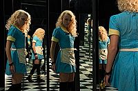 The Guest  [Blu-ray], 3