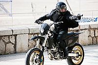 Toro - Pfad der Vergeltung [Blu-ray], 6