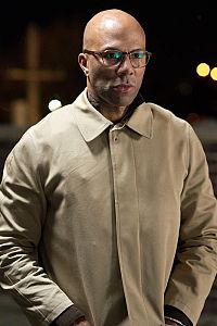 Night Run [Blu-ray], 4