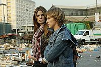 Cam Girl [Blu-ray], 4