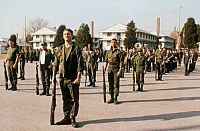 Ich glaub', mich knutscht ein Elch / Und täglich grüßt das Murmeltier [DVD], 4