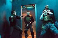 Black Water [DVD], 1