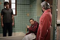 Two and a Half Men - Staffel 5 [DVD], 3
