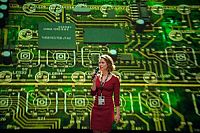 Transcendence [Blu-ray], 6