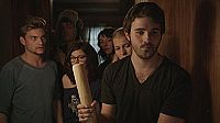 Zombeavers [DVD], 3