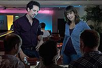 Un bonheur n'arrive jamais seul [Blu-ray], 5