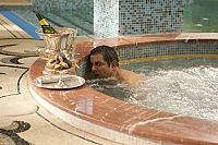 Johnny English - Jetzt erst recht [DVD], 8