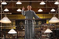 Bodyguards & Assassins [DVD], 7