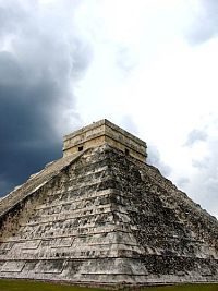 2012 - Der Untergang der Menschheit [DVD], 4