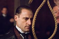 Sherlock Holmes [Blu-ray], 5