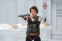 Resident Evil - Afterlife [Blu-ray], 6