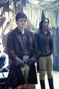 Firefly - Der Aufbruch der Serenity [DVD], 2