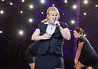 Pitch Perfect - The Hit Girls [DVD], 3