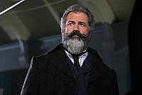 The Professor and the Madman [DVD], 3