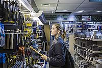 A Good Woman is Hard To Find [Blu-ray], 6