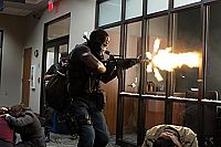 American Heist [DVD], 5