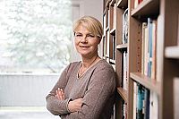 Elena – Gegen alle Hindernisse, 1