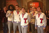 Pitch Perfect 2 - Jetzt rocken sie die Welt! [DVD], 6