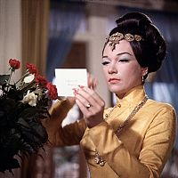 Das Mädchen aus der Cherry-Bar [Blu-ray], 2