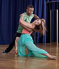 Stepping High - Jeder Traum beginnt mit einem ersten Schritt [DVD], 3