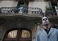 Sleep Tight [Blu-ray], 6