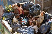 Favelas [Blu-ray], 7