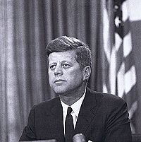 Oliver Stone's Untold History of the United States [Blu-ray], 1