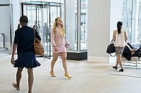 I Feel Pretty [Blu-ray], 1