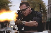 Sabotage [Blu-ray], 5