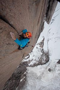 Die Huberbuam - Close Call with Mt. Asgard [DVD], 4