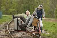 Der Hundertjährige, der aus dem Fenster stieg und verschwand [Blu-ray], 4
