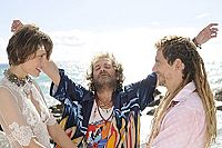 Drei Hochzeiten zu viel [Blu-ray], 1