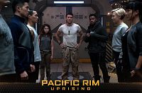 Pacific Rim: Uprising [DVD], 8