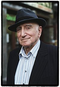 The last New Yorker  [Blu-ray], 5