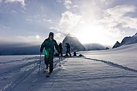 Tracing Skylines (OmU) [DVD], 6