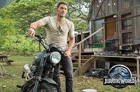Jurassic World [Blu-ray 3D], 7