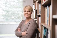 Elena – Ein Leben für Pferde, 1