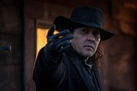 Never Grow Old [Blu-ray], 5