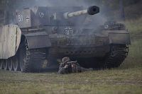 Bataillon Nº 1 [DVD], 8